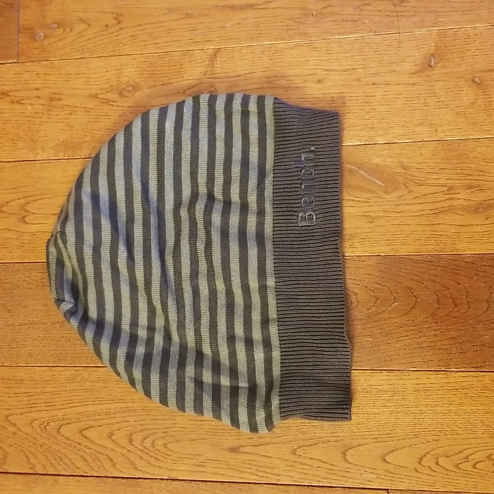 Bench beanie